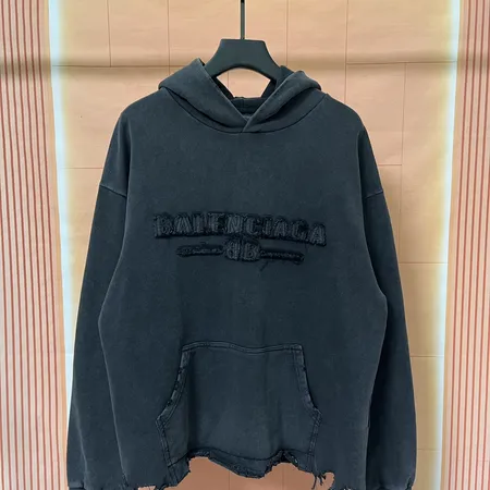 バレンシアガ パーカー