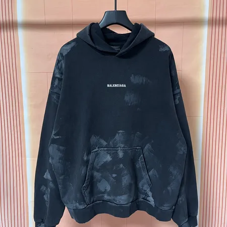 バレンシアガ パーカー