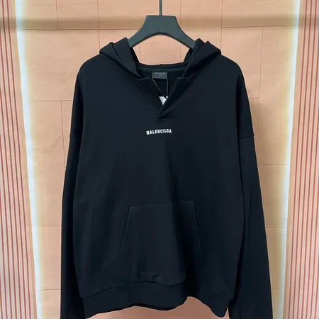 バレンシアガ パーカー