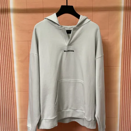 バレンシアガ パーカー