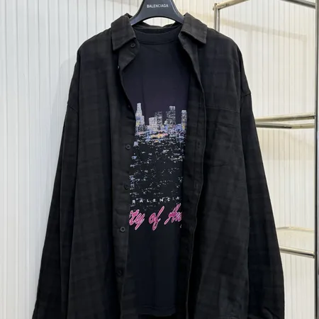 バレンシアガ シャツ