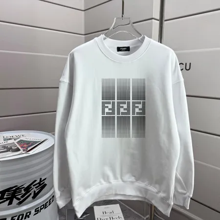 フェンディ パーカー