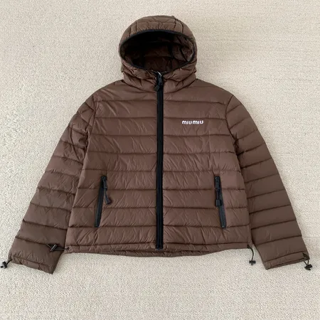 ミュウミュウ ダウンジャケット