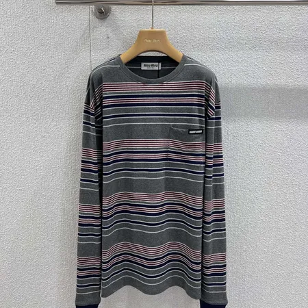 ミュウミュウ Tシャツ