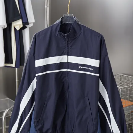 バレンシアガ ジャケット