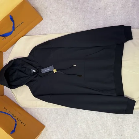 ヴェルサーチ パーカー