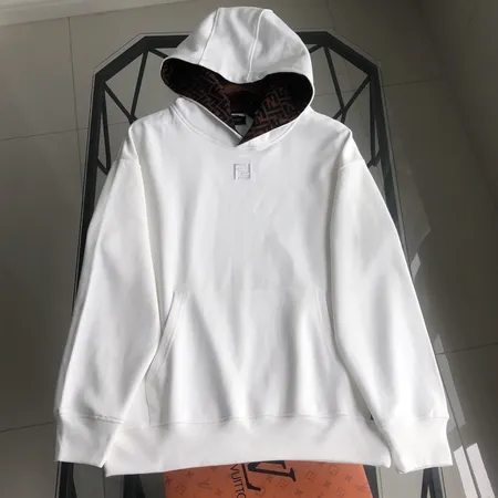 フェンディ パーカー