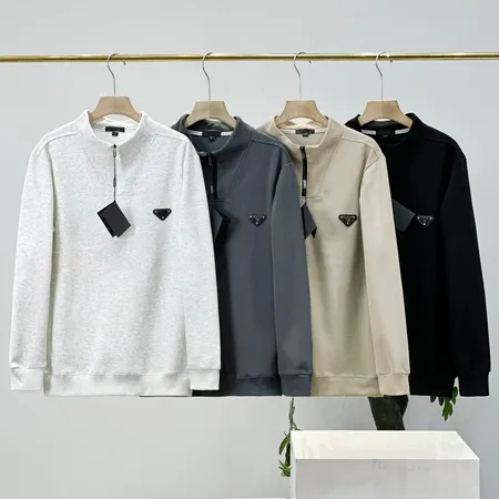 プラダ パーカー