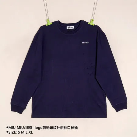 ミュウミュウ パーカー