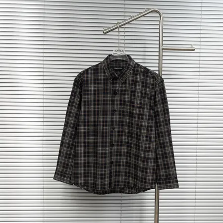 バレンシアガ シャツ