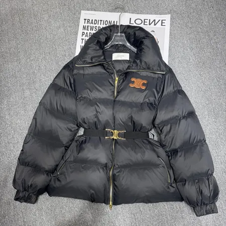 セリーヌ ダウンジャケット