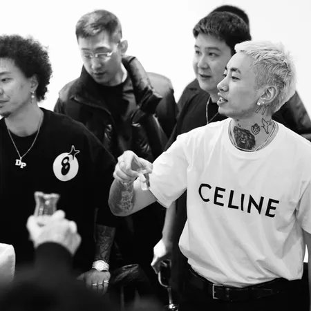 セリーヌ Tシャツ