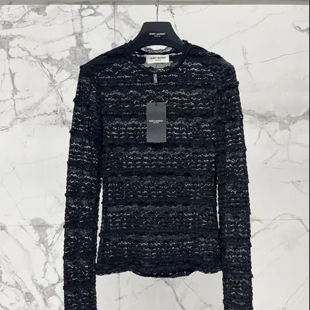 イブサンローラン Tシャツ