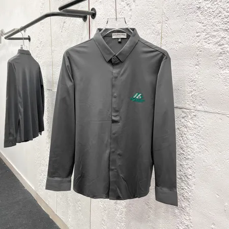 バレンシアガ シャツ