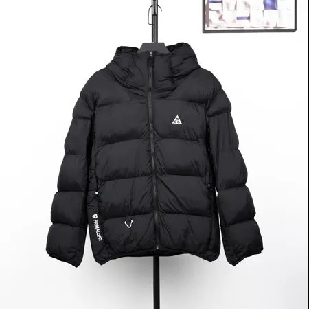 ナイキ ダウンジャケット