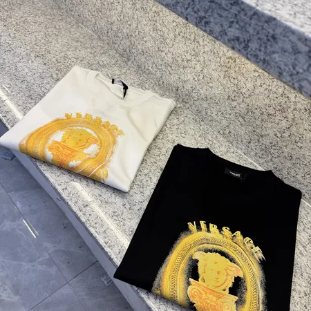 ヴェルサーチ Tシャツ