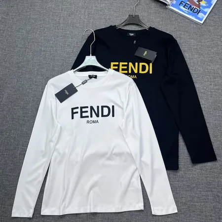 フェンディ Tシャツ