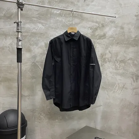 バレンシアガ シャツ