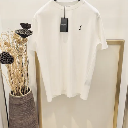 イブサンローラン Tシャツ