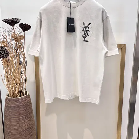 イブサンローラン Tシャツ