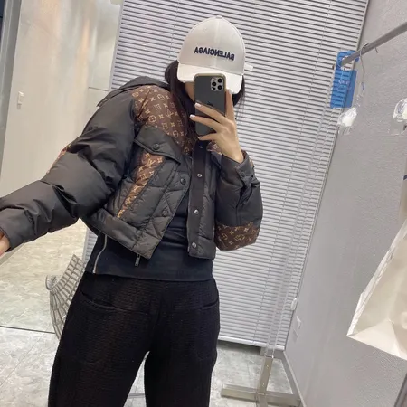 ルイヴィトン ダウンジャケット