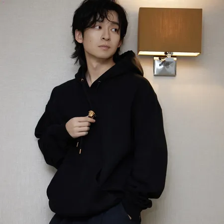 ヴェルサーチ パーカー