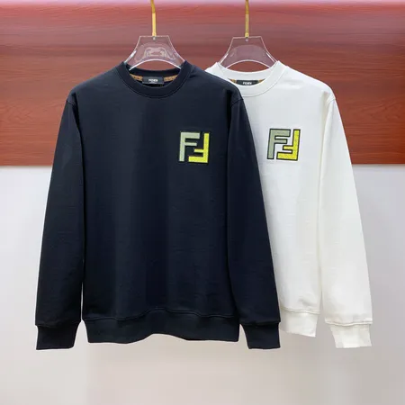 フェンディ パーカー