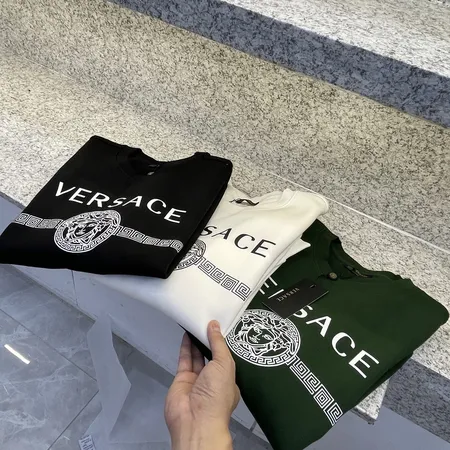 ヴェルサーチ パーカー