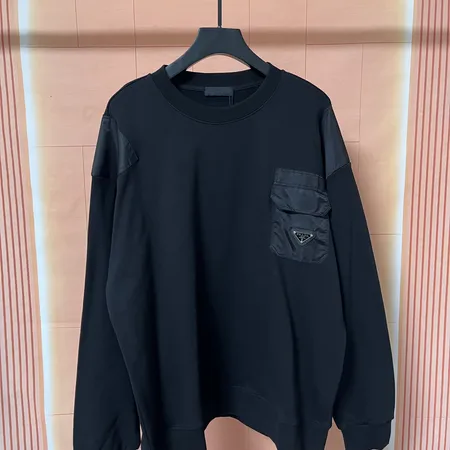 プラダ パーカー