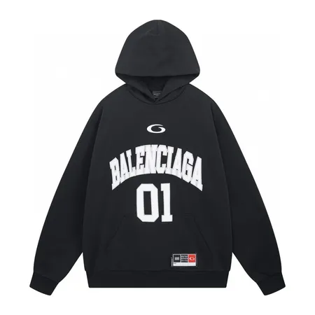 バレンシアガ パーカー