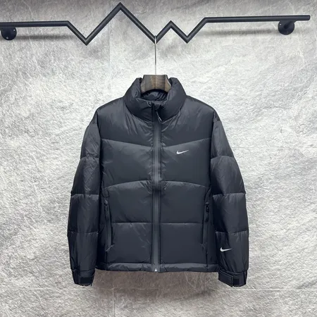 ナイキ ダウンジャケット