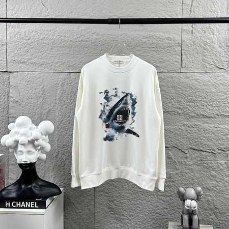 ジバンシィ パーカー