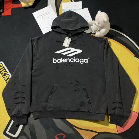 バレンシアガ パーカー