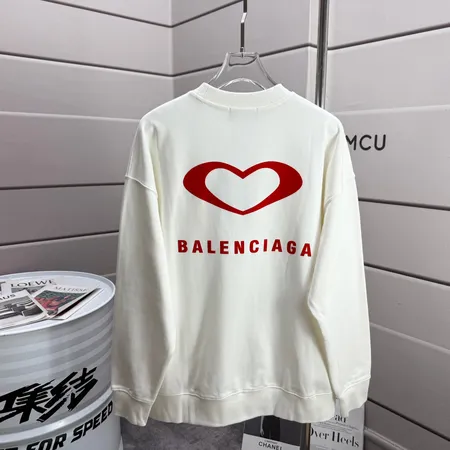 バレンシアガ パーカー