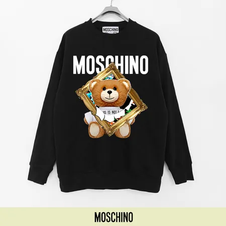 モスキーノ パーカー