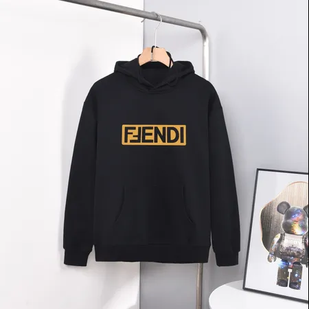 フェンディ パーカー