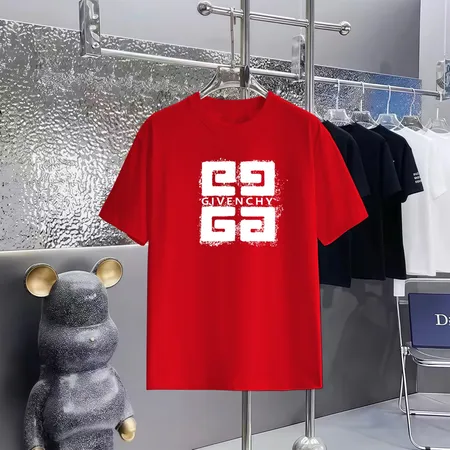 ジバンシィ Tシャツ