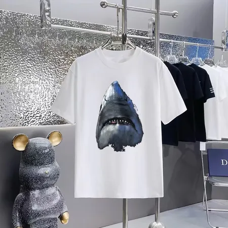 ジバンシィ Tシャツ