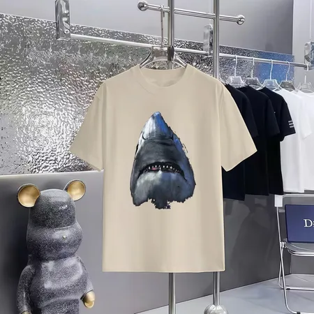 ジバンシィ Tシャツ