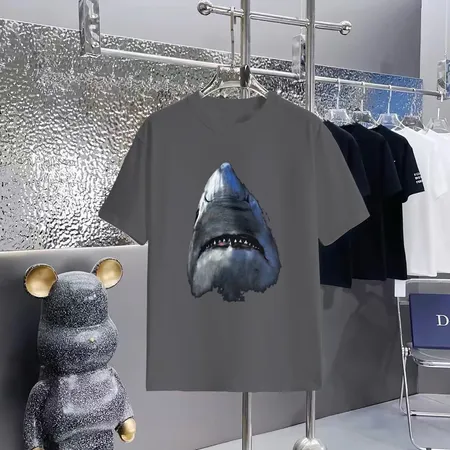 ジバンシィ Tシャツ