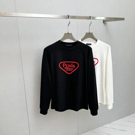 プラダ パーカー