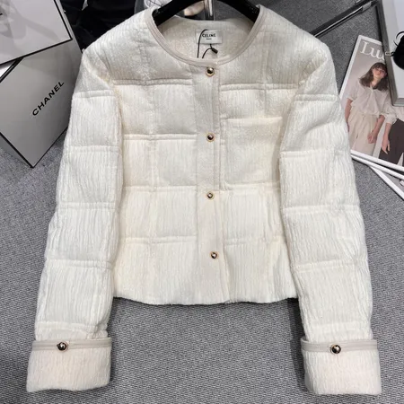 セリーヌ ダウンジャケット