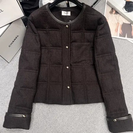 セリーヌ ダウンジャケット