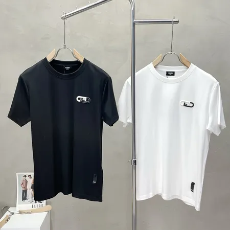 フェンディ Tシャツ