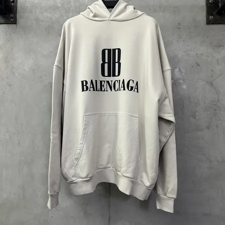 バレンシアガ パーカー