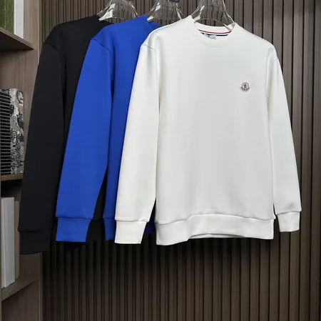 プラダ パーカー