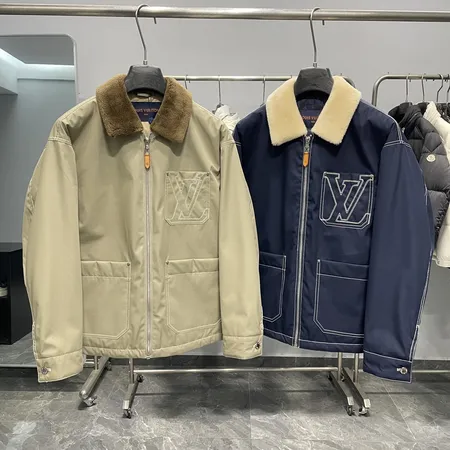 ルイヴィトン ダウンジャケット
