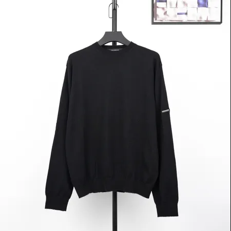 バレンシアガ パーカー