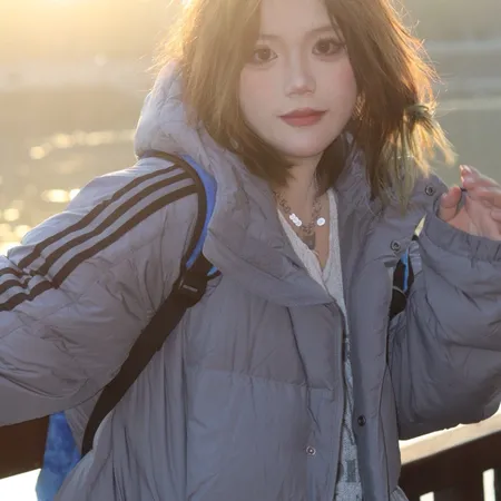 アディダス ダウンジャケット