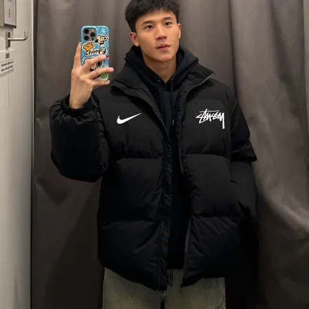 ステューシー ダウンジャケット